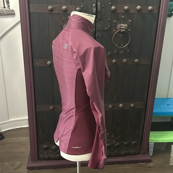 The north face flash dry wind, wall jacket - Picture 8 of 17